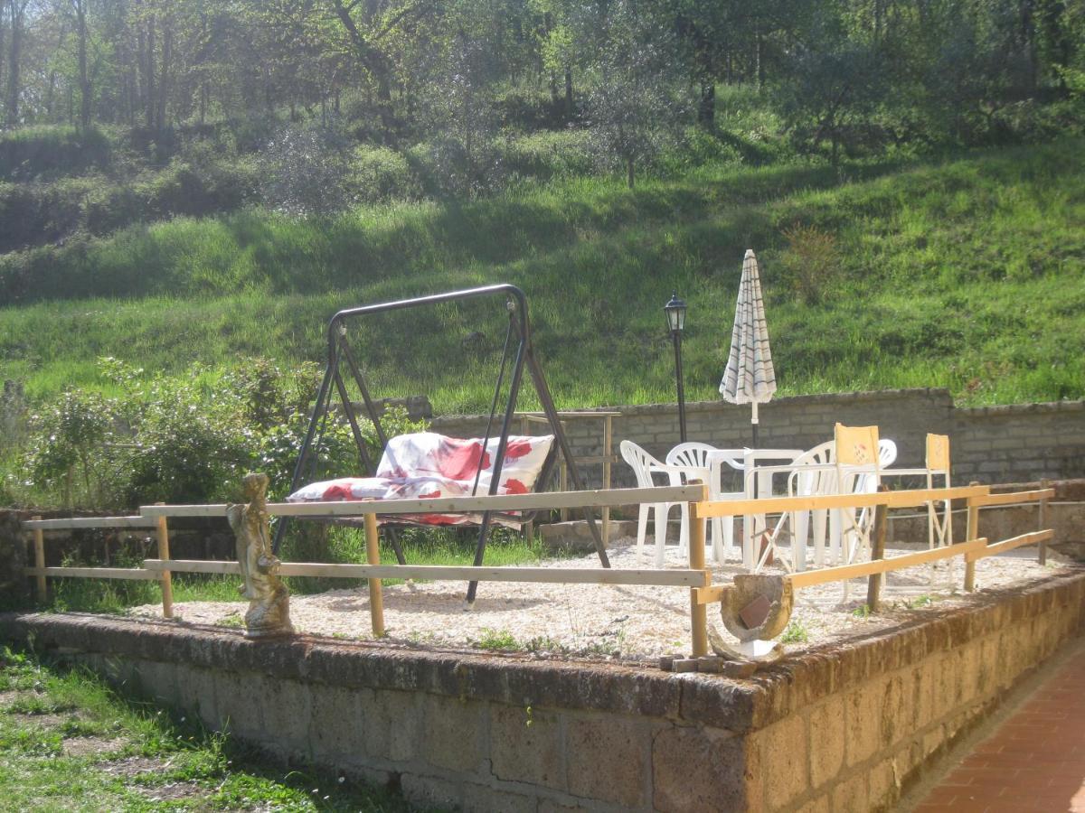 شقة Castiglione In Teverina  في Alloggio Turistico Mooneyes المظهر الخارجي الصورة